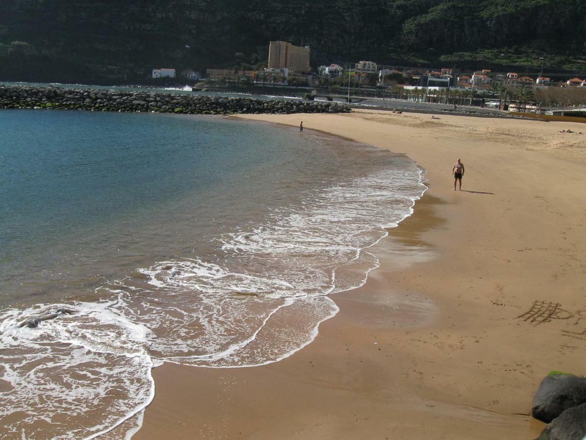 Apartment Machico Near The Beach ภายนอก รูปภาพ